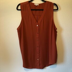 NWOT Maurices 0X Sleeveless Button Down Blouse